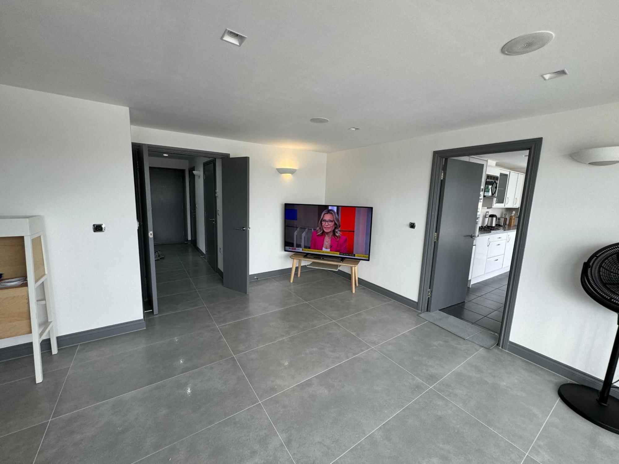 Long Letting - Luxurious 3 Bedroom Penthouse In City Centre - Parking Included! Chelmsford Exteriér fotografie