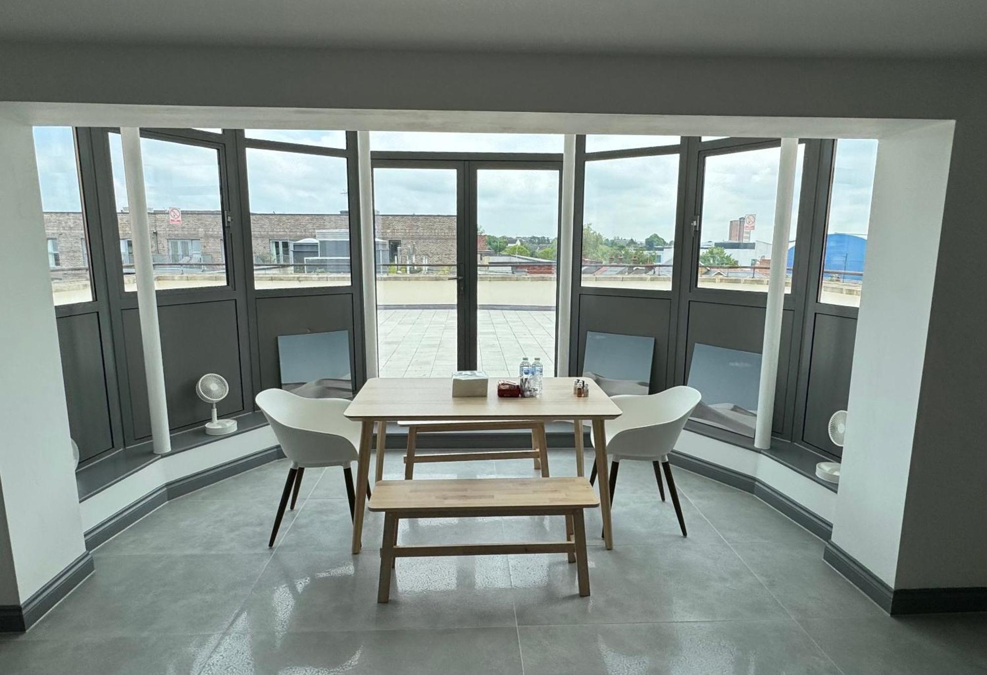 Long Letting - Luxurious 3 Bedroom Penthouse In City Centre - Parking Included! Chelmsford Exteriér fotografie